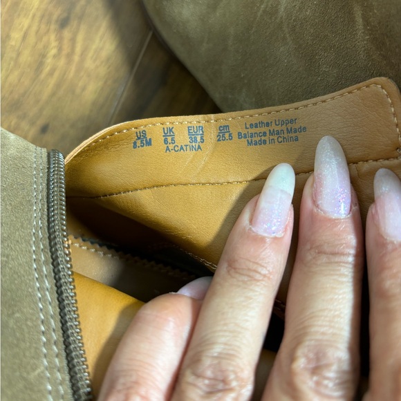 Franco sarto brown suede ankle boots size 8.5 - Picture 5 of 6